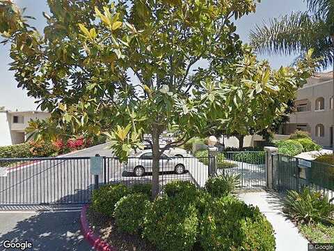 Warner Ave, Huntington Beach, CA 92649