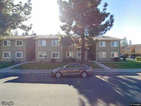 Cherry Ln, Manteca, CA 95337