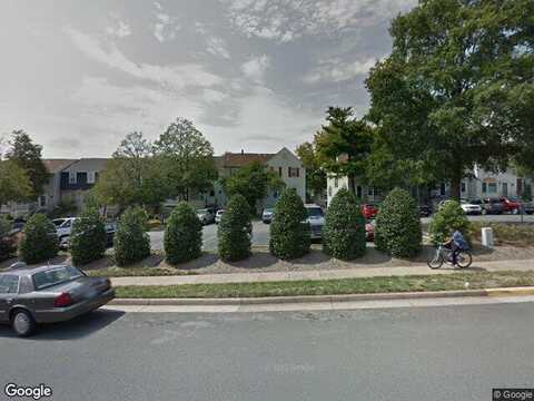 Spring Run Ct, Chantilly, VA 20151
