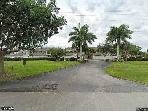 Newport Dr, Naples, FL 34114