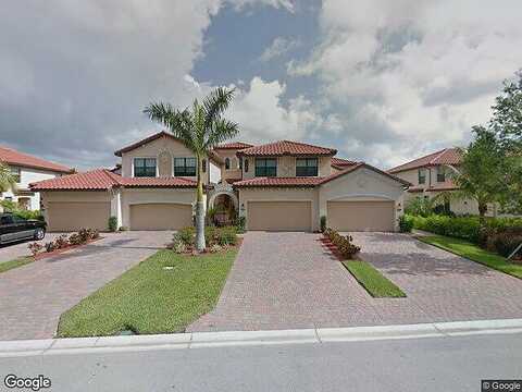 Aviamar Cir, Naples, FL 34114