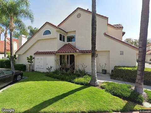 Avenida Pacifica, Lake Forest, CA 92630