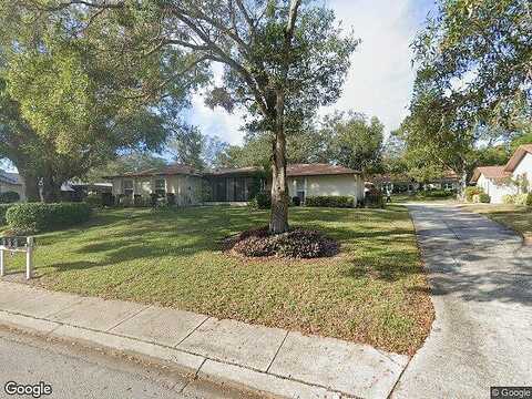 Shelly Dr, Palm Harbor, FL 34684