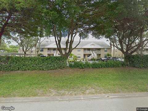 Pebble Shores Dr, Naples, FL 34110