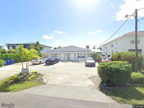 Cherrystone Ct, Naples, FL 34102