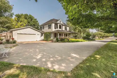 Warren, LUVERNE, MN 56156