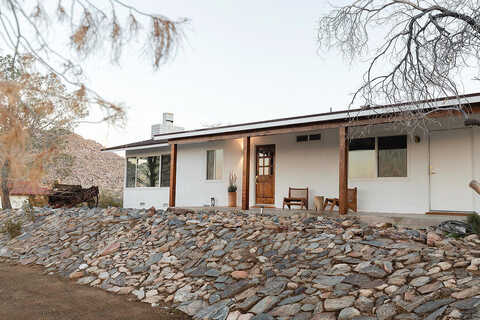 Crest Circle Drive, Joshua Tree, CA 92252