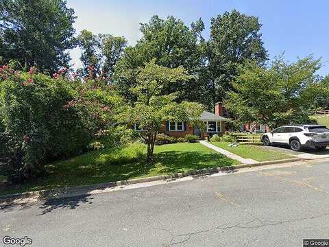 Mcelroy Dr, CHARLOTTESVILLE, VA 22901
