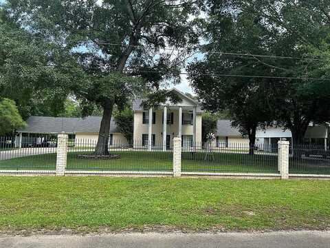 Water Oak Circle, Village Mills, TX 77663