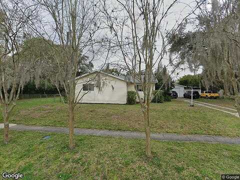 E Carolina Ave, Plant City, FL 33563