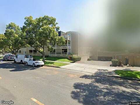 E Chestnut Ave #F, Santa Ana, CA 92701