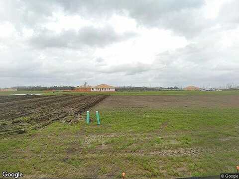 Magnolia Laurel Dr, Alvin, TX 77511