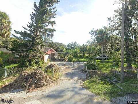 E 71St Ter, Palmetto, FL 34221