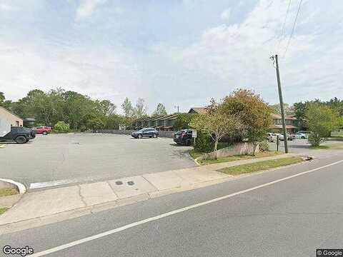 Ne Hughes St #B3, Fort Walton Beach, FL 32548