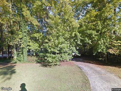 Shadowwood Dr, Newnan, GA 30265