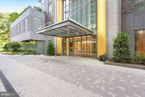 Jones Branch Dr #703, MCLEAN, VA 22102