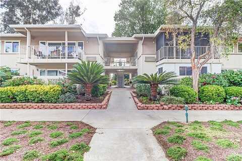 Avenida Majorca #O, Laguna Woods, CA 92656