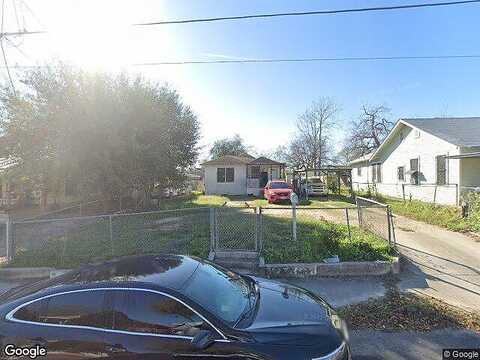 E Theo Ave, San Antonio, TX 78214