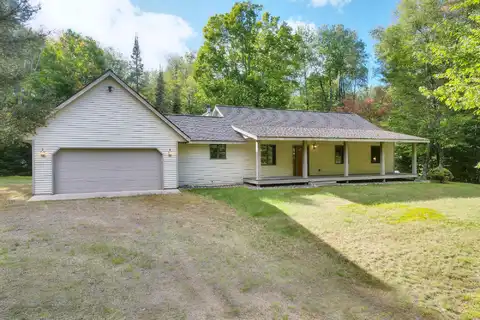 Moon, SAINT GERMAIN, WI 54558