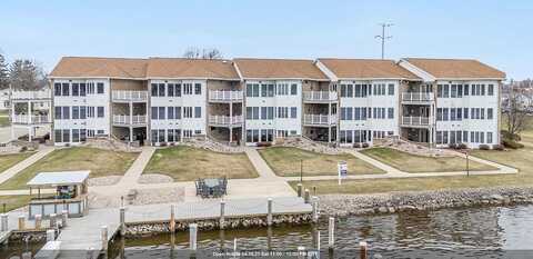 S 1St Street #7, Winneconne, WI 54986