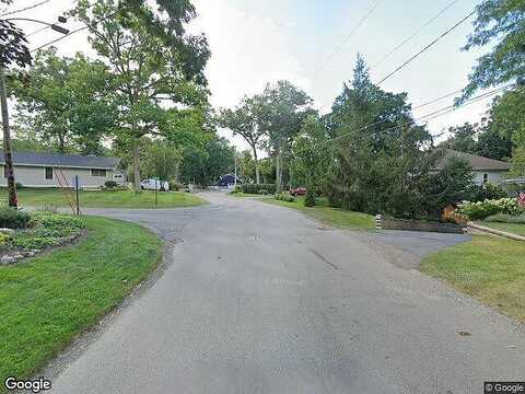 W4641 Hillcrest Dr, Fontana, WI 53125
