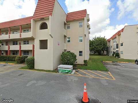 Sunrise Lakes Dr E #112, Sunrise, FL 33322