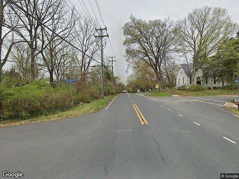 Georgetown Pike, Mc Lean, VA 22101