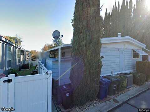 Freedom Ln, Citrus Heights, CA 95621