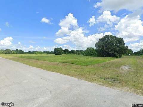 Nw 12Th St, Okeechobee, FL 34972