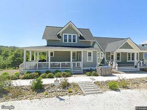 Compass St, Pacific Beach, WA 98571
