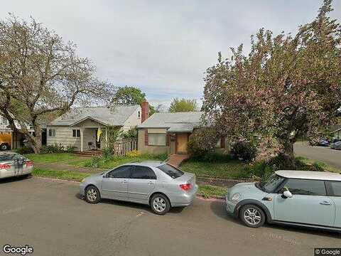 Nw Taylor Ave, Philomath, OR 97370