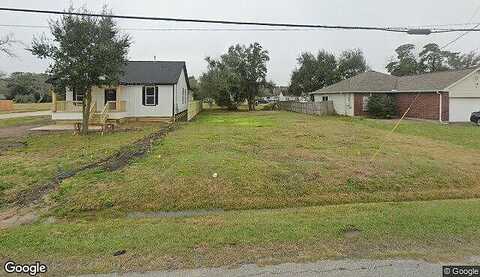 Avenue F, Dickinson, TX 77539