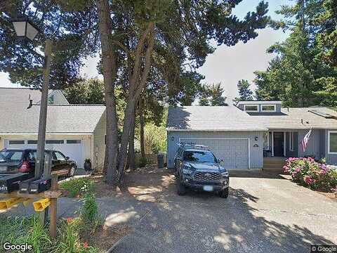 Misty Glen Ave Nw, Lake Oswego, OR 97034