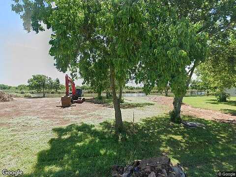 Duncan Dr, Freeport, TX 77541