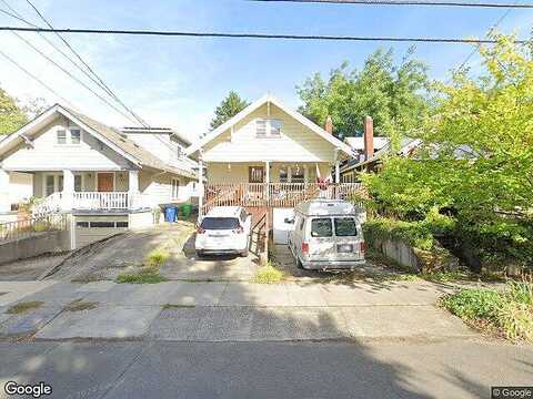 Se 45Th Ave, Lake Oswego, OR 97035