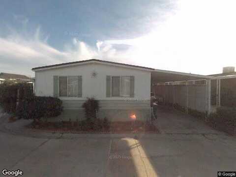 Redwood Dr 174, Hollister, CA 95023