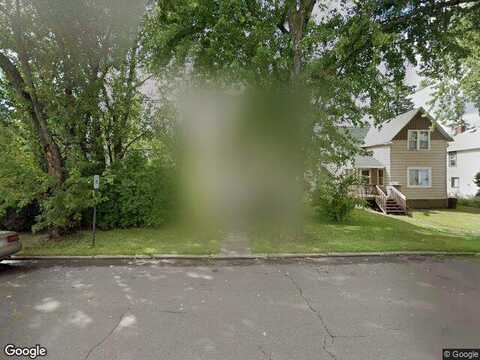 Iowa Ave, Superior, WI 54880