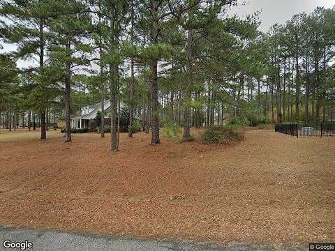 Edgewater Dr, Tifton, GA 31793
