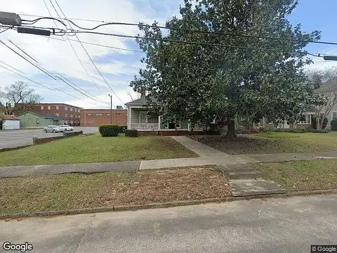 Hines Ter, Macon, GA 31204
