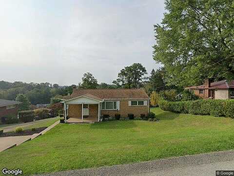 Bluebird Dr, Irwin, PA 15642