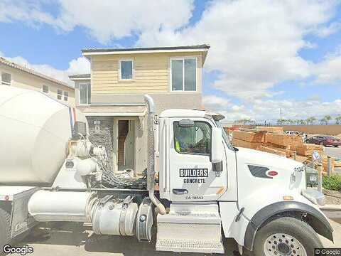 Vanguard Way W, Madera, CA 93636