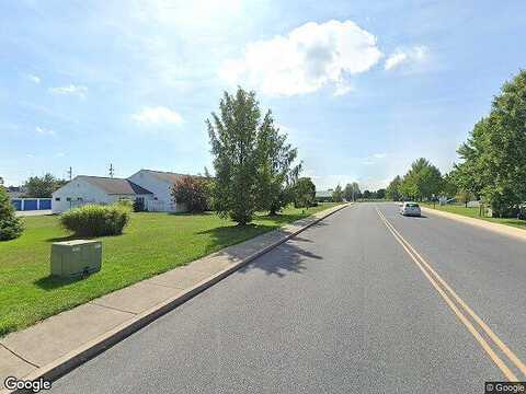 Starlight Ln, Lebanon, PA 17046