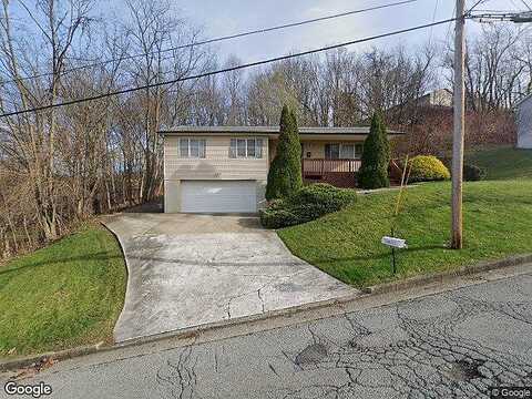Virginia St, Jeannette, PA 15644