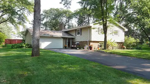 Xerxes Curve, Bloomington, MN 55431