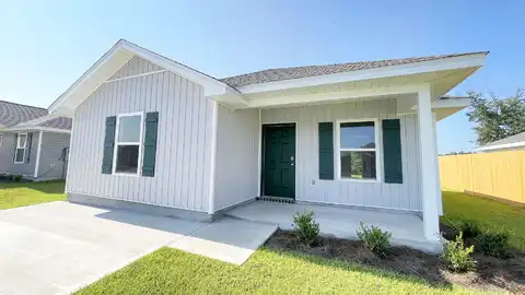 Firefly Drive, Milton, FL 32583