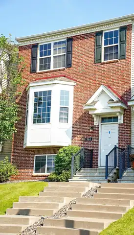 Huset Parkway, Columbia Heights, MN 55421
