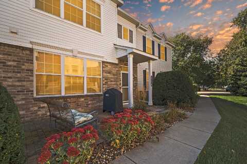 Hazel Trail, Woodbury, MN 55129
