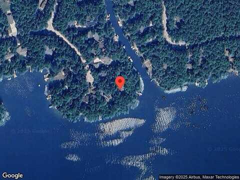 N1128 Whispering Pines Ct, Keshena, WI 54135