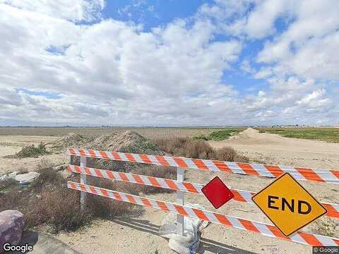 Sunchase Dr, Bakersfield, CA 93313