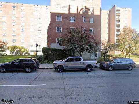 5Th Ave Apt 202, Pittsburgh, PA 15213